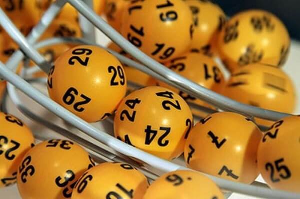 Đầu 2 câm hôm sau đánh con gì chính xác nhất 3