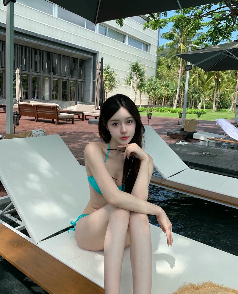 gái xinh bikini cute